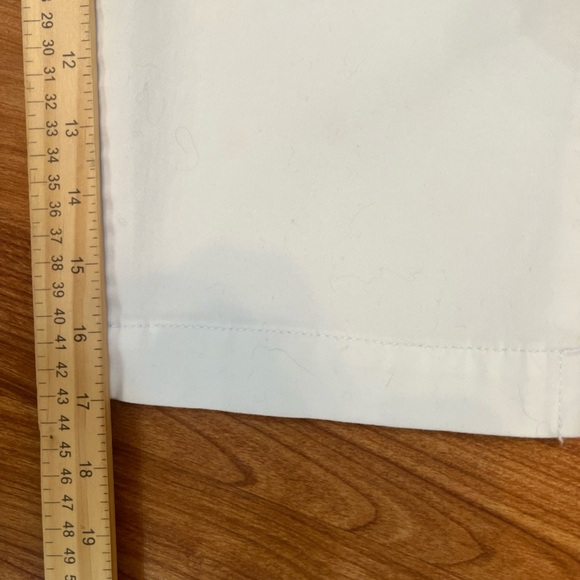 Gloria Vanderbilt Amanda White Pull-On Capris Size 6 Slimming - Picture 6 of 7